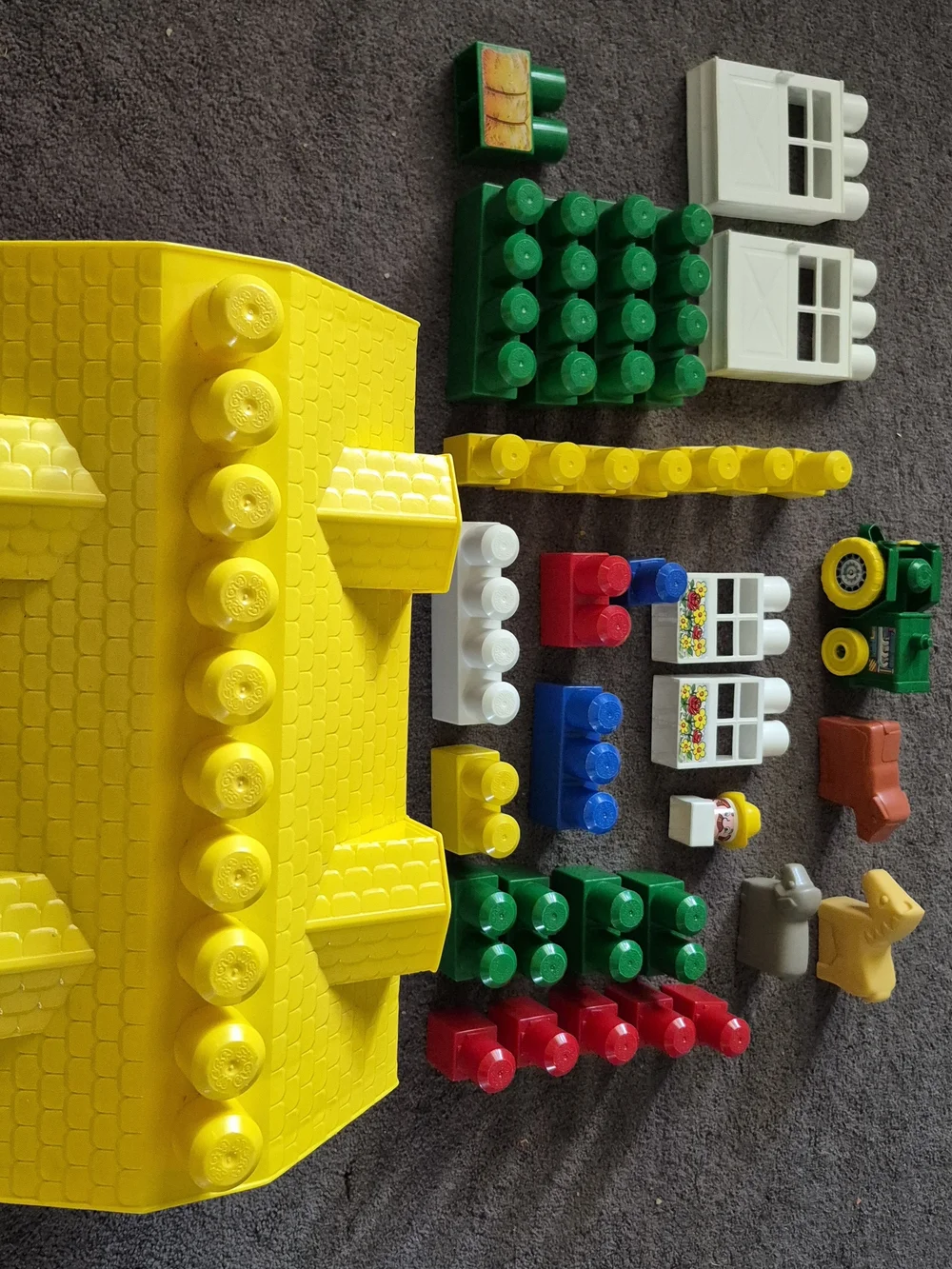 VTG Lil' Farmer Play Set - From 1994 Mega Bloks PLEASE READ POST